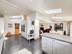 Photo 22- click for photo gallery